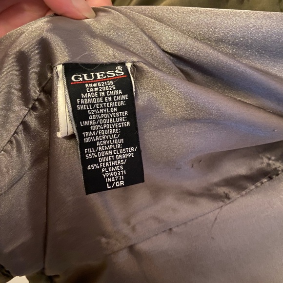 GUESS Army Green Hooded Jacket with Faux Fur Trim Size : L - Picture 6 of 9